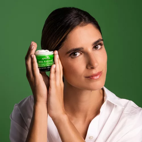 Apivita Bee Radiant Bőröregedés elleni arckrém rich 50ml