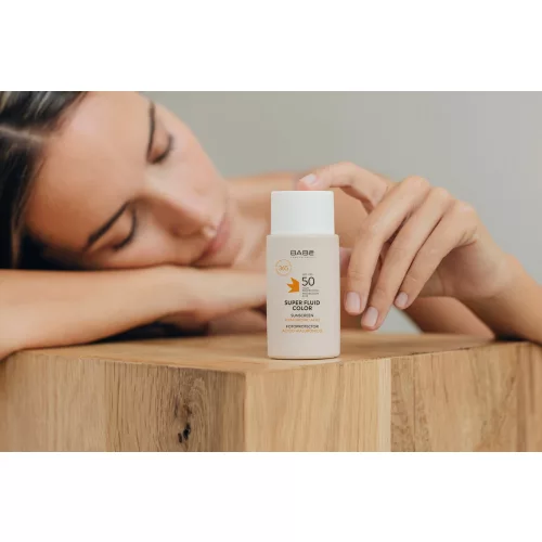 Babé Super fluid fényvédő színezett SPF50 50ml