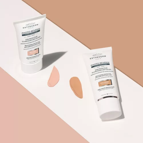 ESTHEDERM Photo Reverse fényvédő hiperpigmentált bőrre SPF50+ közepes bézs 50ml